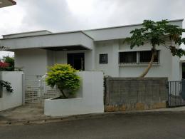 宮良　一軒家　牧野住宅